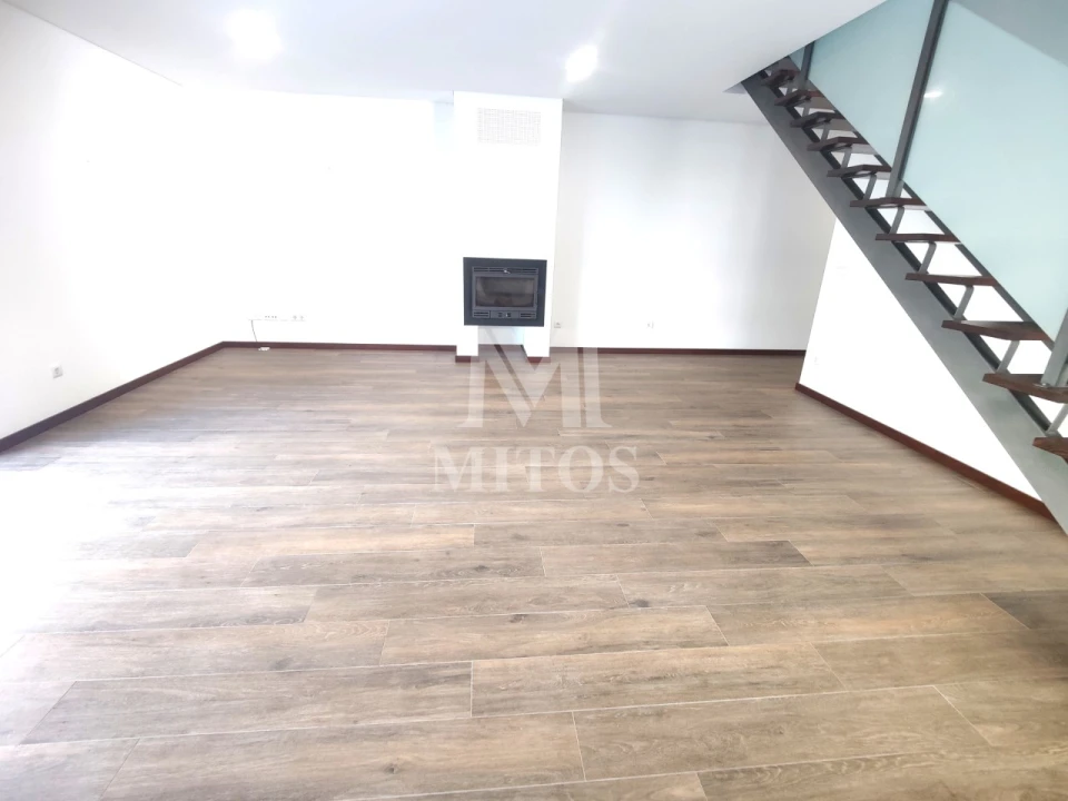Moradia T3 para Venda em Seara Foto 7
