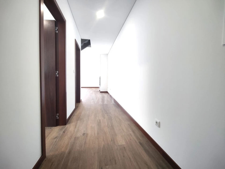 Moradia T3 para Venda em Seara Foto 4