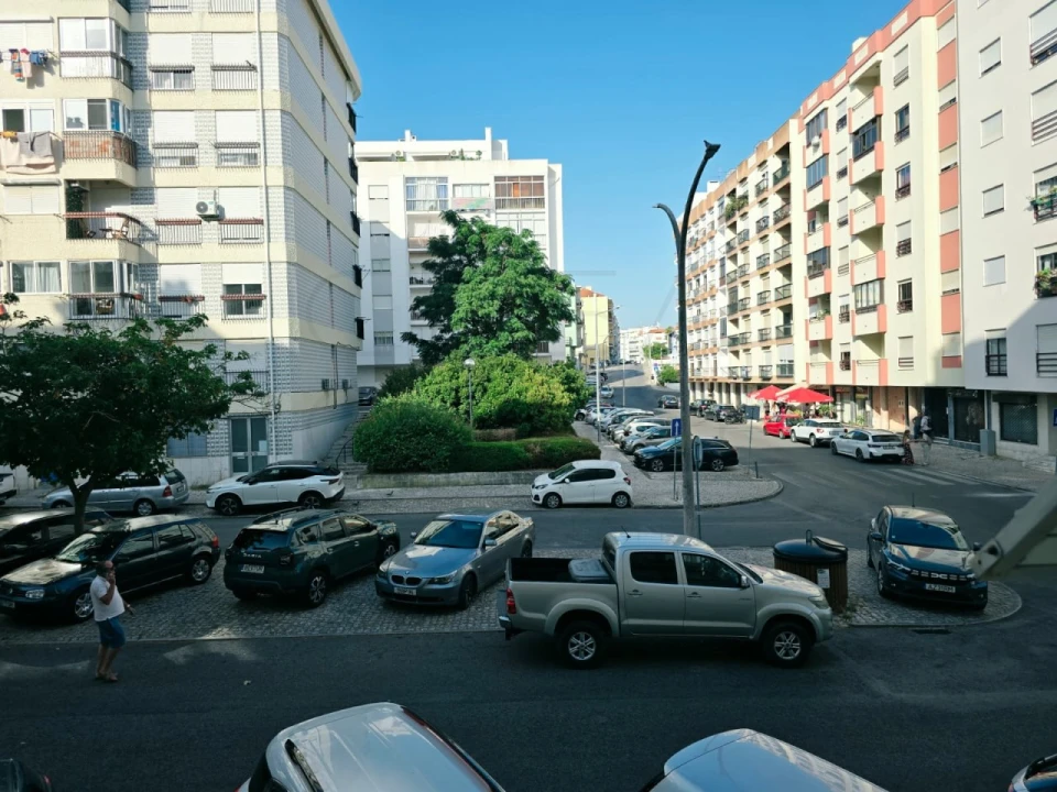 Apartamento T3 para Venda em União das Freguesias de Setúbal Foto 8