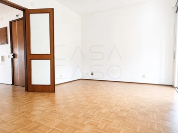 Apartamento T3 para Venda em União das Freguesias de Setúbal