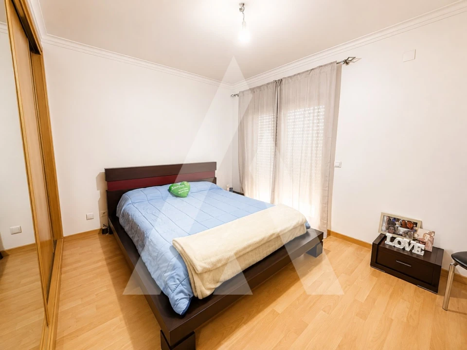 Apartamento T2 para Venda em Marinha Grande Foto 14