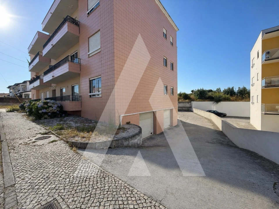 Apartamento T2 para Venda em Marinha Grande Foto 19
