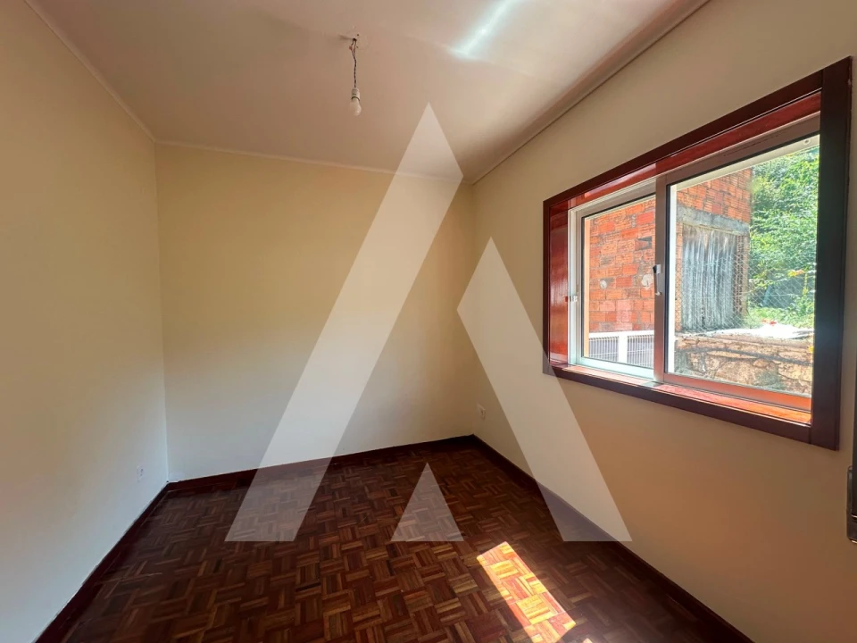 Moradia T3 para Venda em Cedrim e Paradela Foto 7