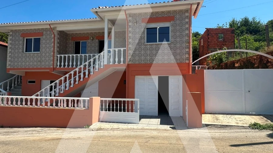 Moradia T3 para Venda em Cedrim e Paradela