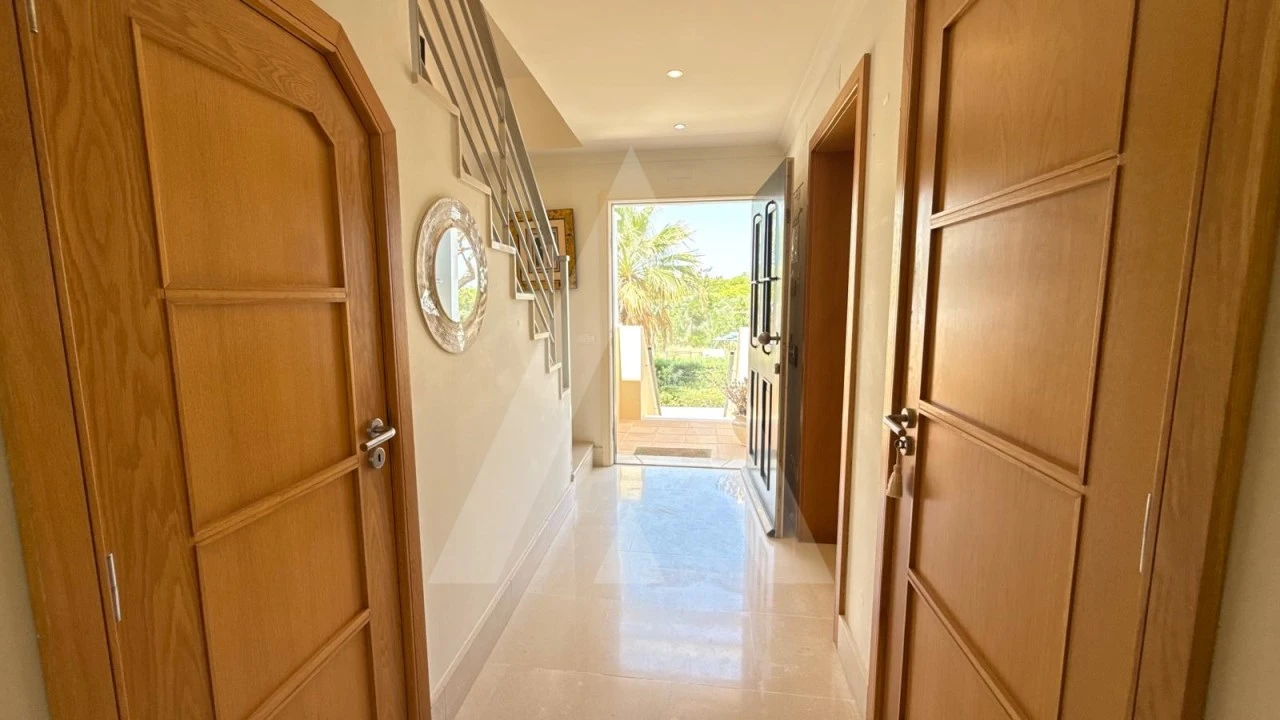 Apartamento T2 para Venda em Quarteira Foto 7