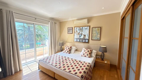 Apartamento T2 para Venda em Quarteira