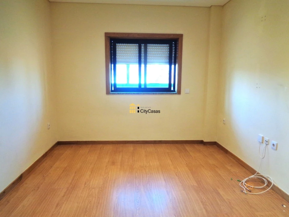 Apartamento T3 para Venda em Rio Tinto Foto 12