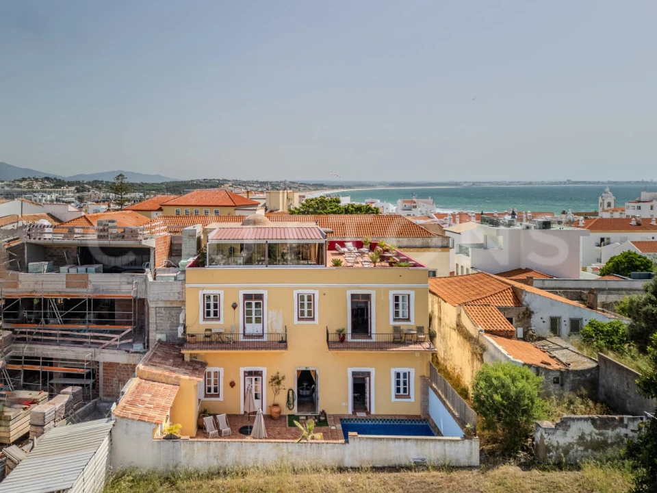 Negócio para Venda em Lagos (São Sebastião e Santa Maria) Foto 1