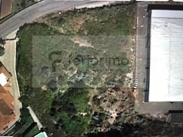 Terreno para Venda em Vilarinho