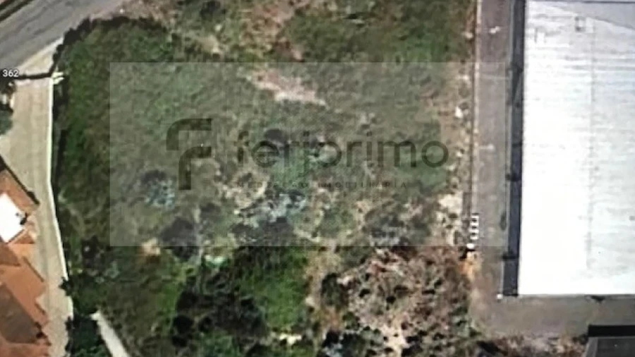 Terreno para Venda em Vilarinho