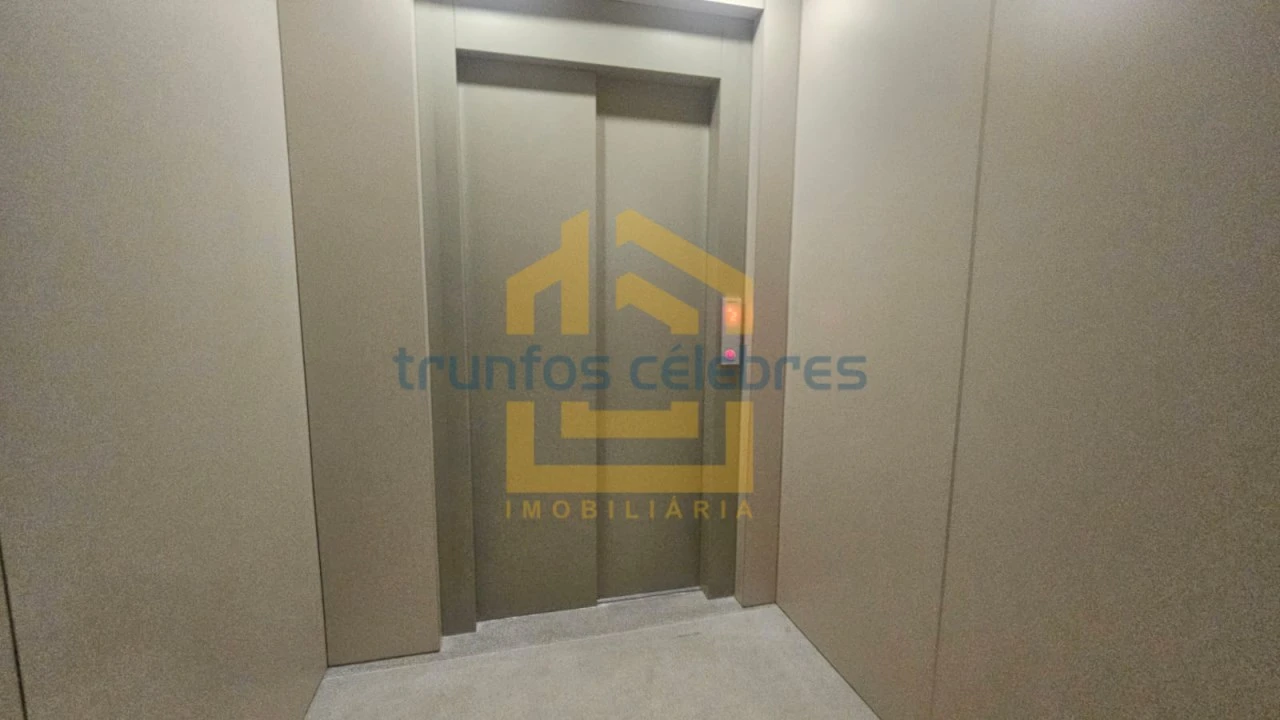 Apartamento T2 para Venda em Póvoa de Varzim, Beiriz e Argivai Foto 27
