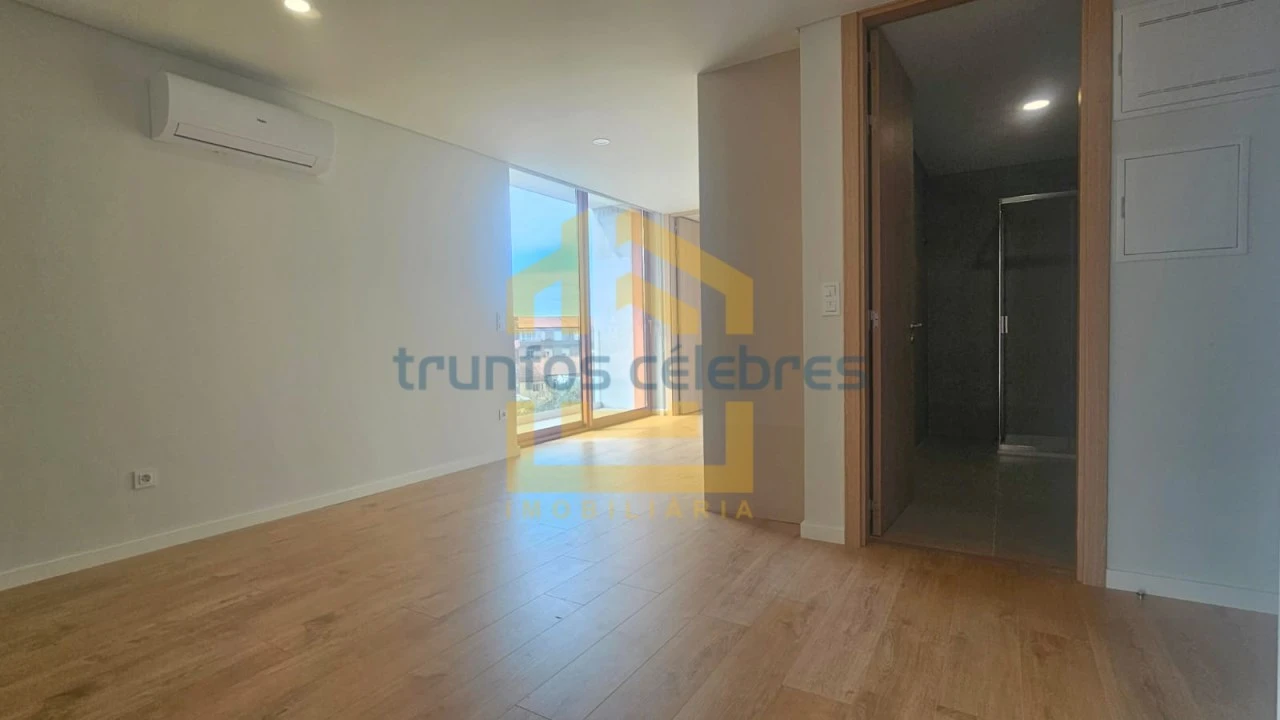 Apartamento T2 para Venda em Póvoa de Varzim, Beiriz e Argivai Foto 4