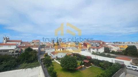 Apartamento T2 para Venda em Póvoa de Varzim, Beiriz e Argivai