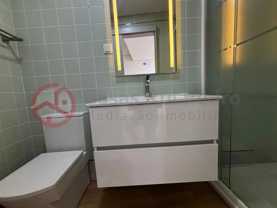 Apartamento T2 para Venda em Almada, Cova da Piedade, Pragal e Cacilhas Foto 25
