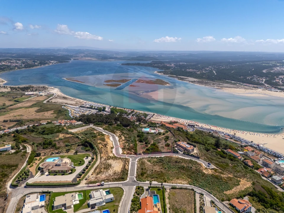 Terreno para Venda em Foz do Arelho Foto 8