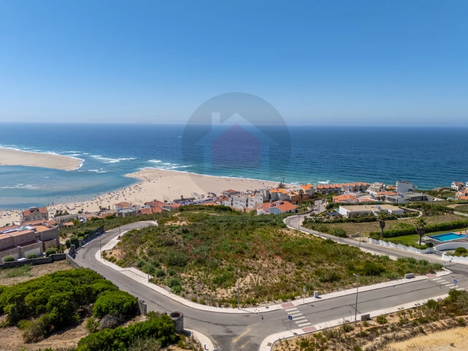 Terreno para Venda em Foz do Arelho Foto 1