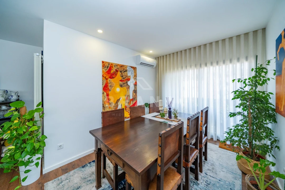 Apartamento para Venda em Rebordões Foto 13