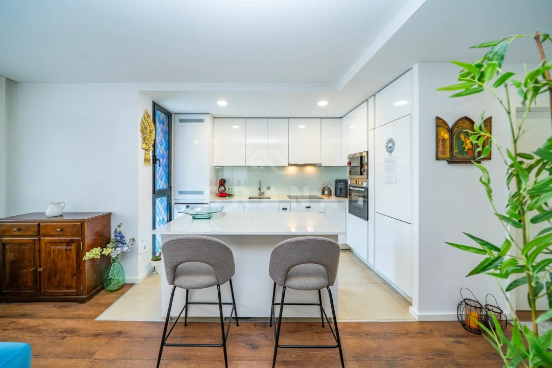 Apartamento para Venda em Rebordões Foto 16