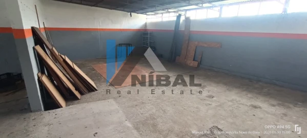 Armazém para Venda em Arcozelo