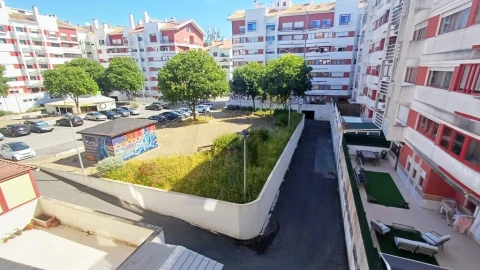 Apartamento T2 para Venda em Algueirão-Mem Martins