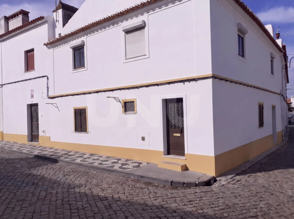 Moradia T2 para Venda em Barbacena e Vila Fernando Foto 1