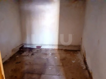 Moradia T2 para Venda em Barbacena e Vila Fernando