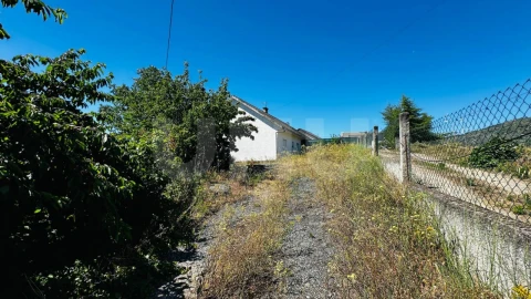Moradia T2 para Venda em Orjais