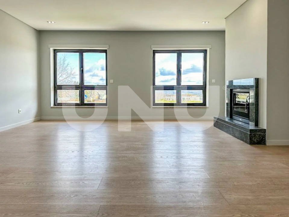 Apartamento T3 para Arrendamento em Covilhã e Canhoso Foto 1