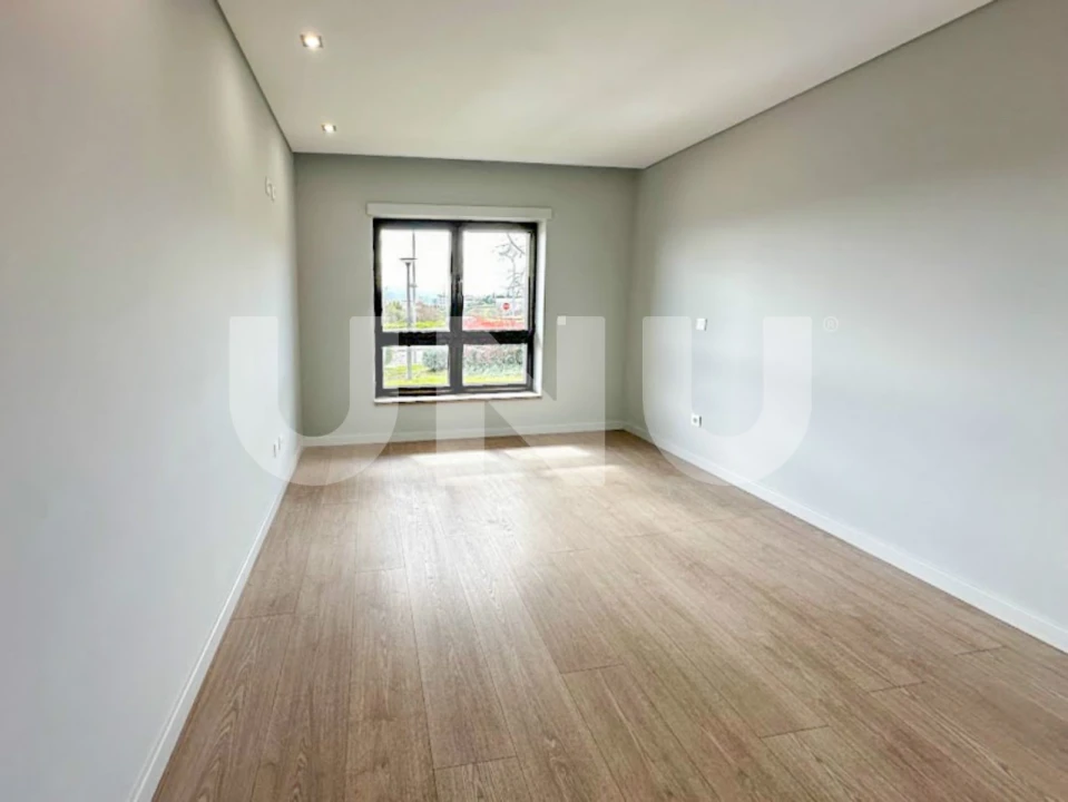 Apartamento T3 para Arrendamento em Covilhã e Canhoso Foto 8