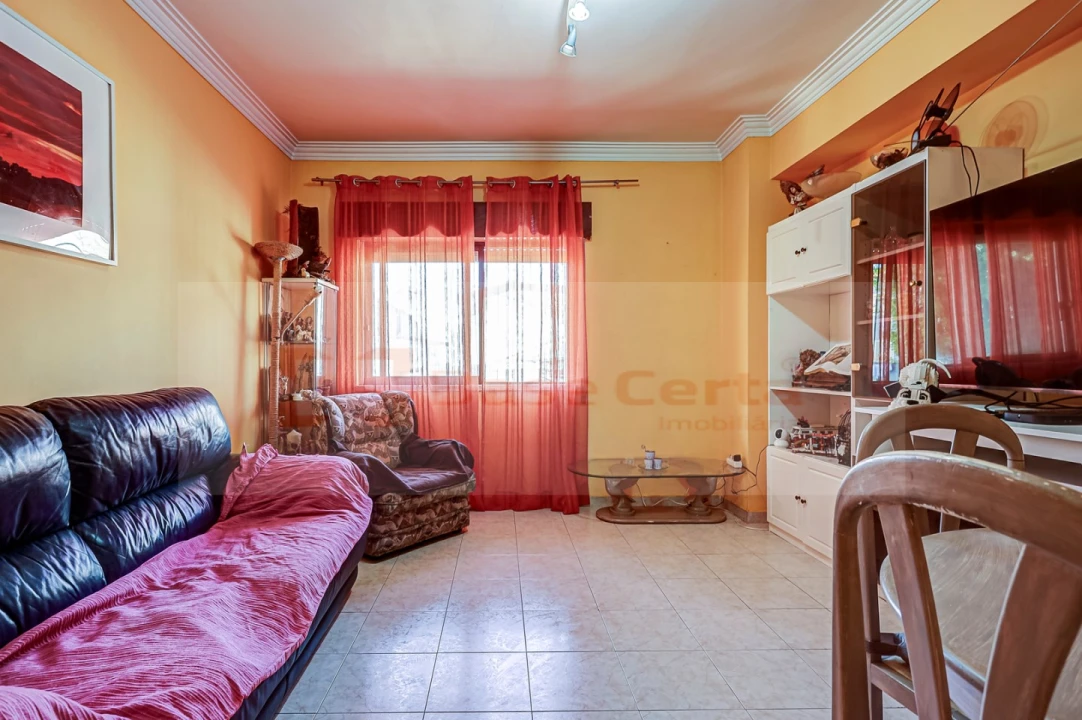 Apartamento T3 para Venda em Alverca do Ribatejo e Sobralinho Foto 4