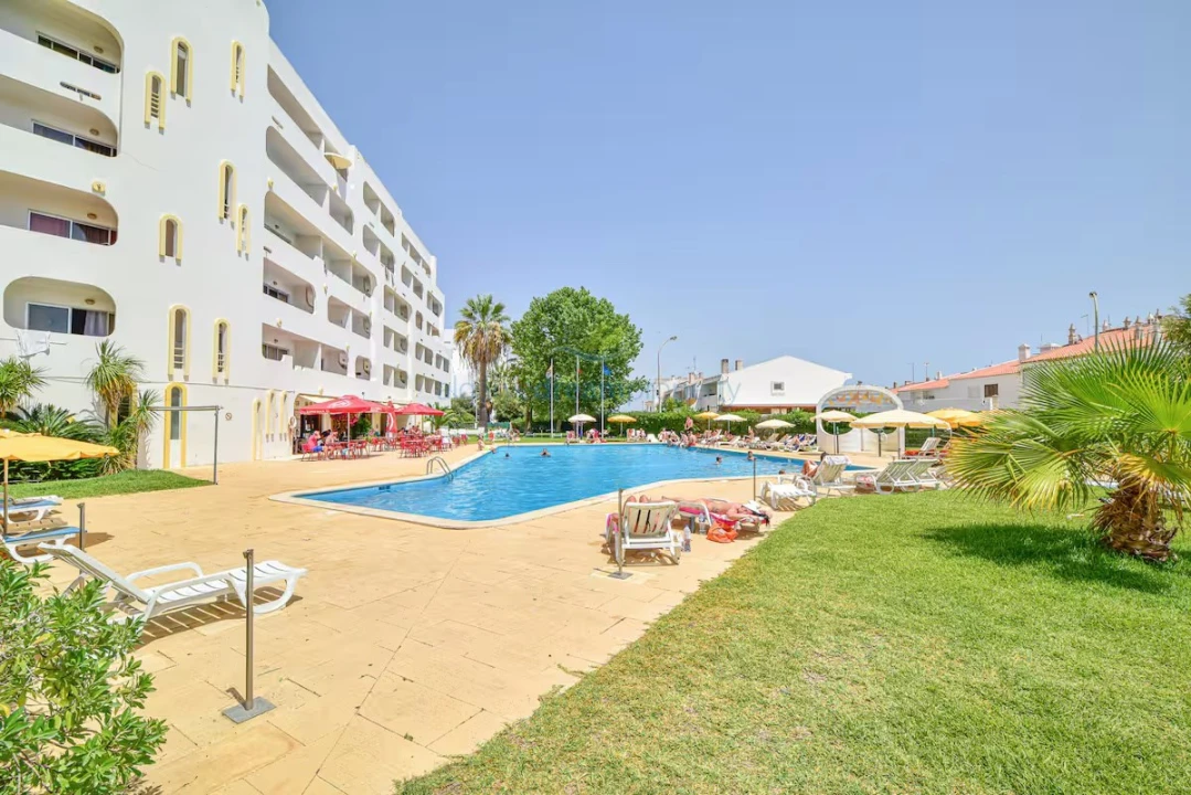 Apartamento T1 para Venda em Albufeira e Olhos de Água Foto 1