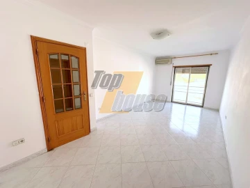 Apartamento T1 para Arrendamento em Caparica e Trafaria