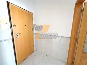 Apartamento T1 para Arrendamento em Caparica e Trafaria