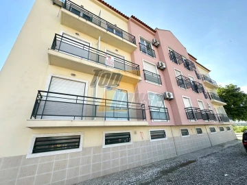 Apartamento T1 para Arrendamento em Caparica e Trafaria