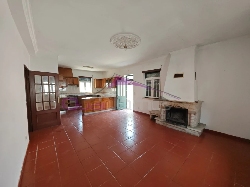 Moradia T4 para Venda em Olaia e Paço Foto 5