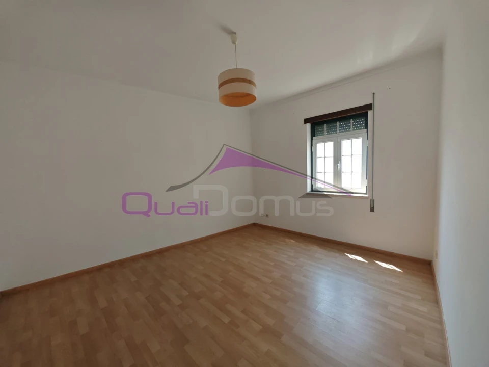 Moradia T4 para Venda em Olaia e Paço Foto 12