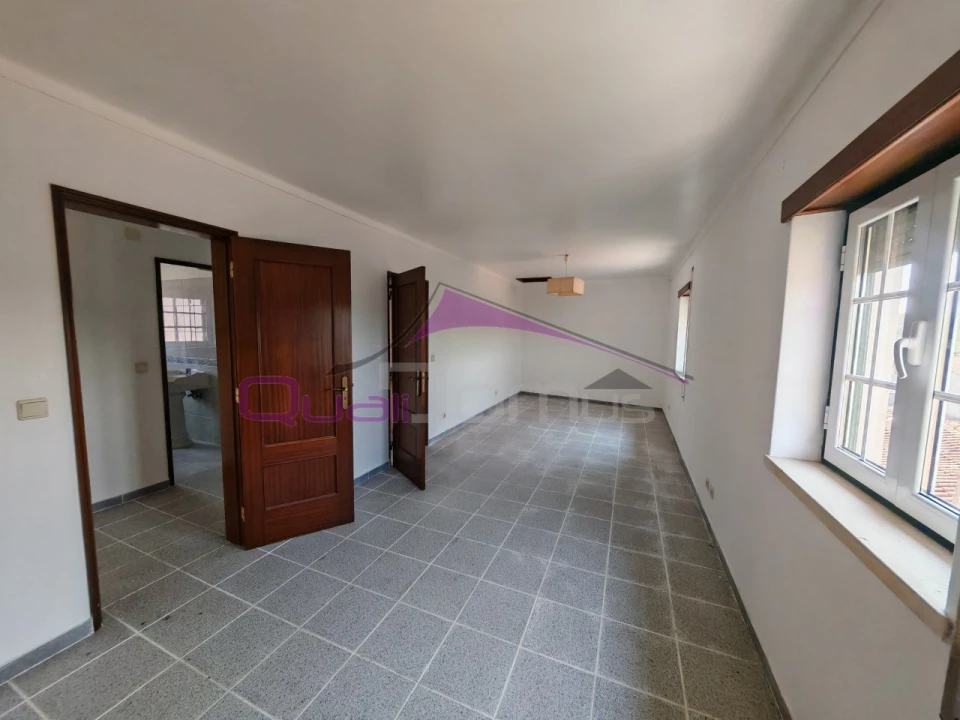 Moradia T4 para Venda em Olaia e Paço Foto 15