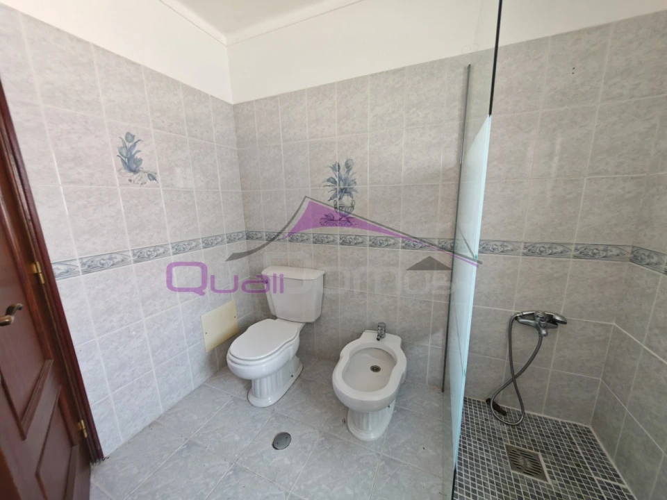 Moradia T4 para Venda em Olaia e Paço Foto 25