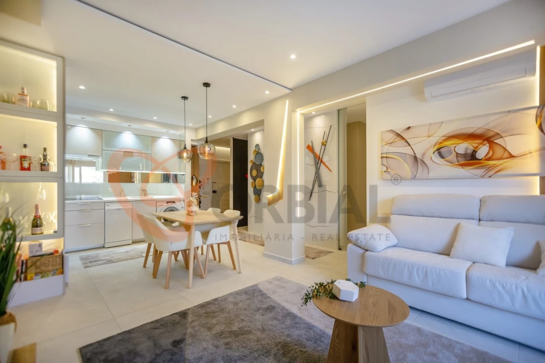 Apartamento T1 para Venda em Albufeira e Olhos de Água Foto 1