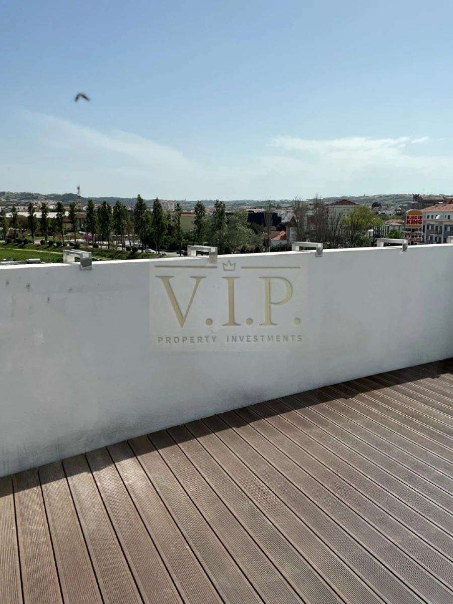 Apartamento T4 para Venda em Lourinhã e Atalaia Foto 8