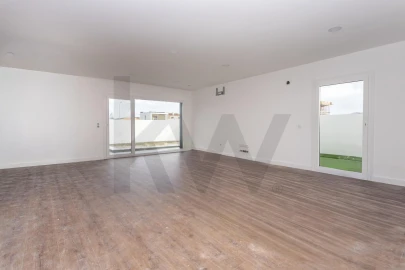 Moradia T3 para Venda em Azeitão (São Lourenço e São Simão)