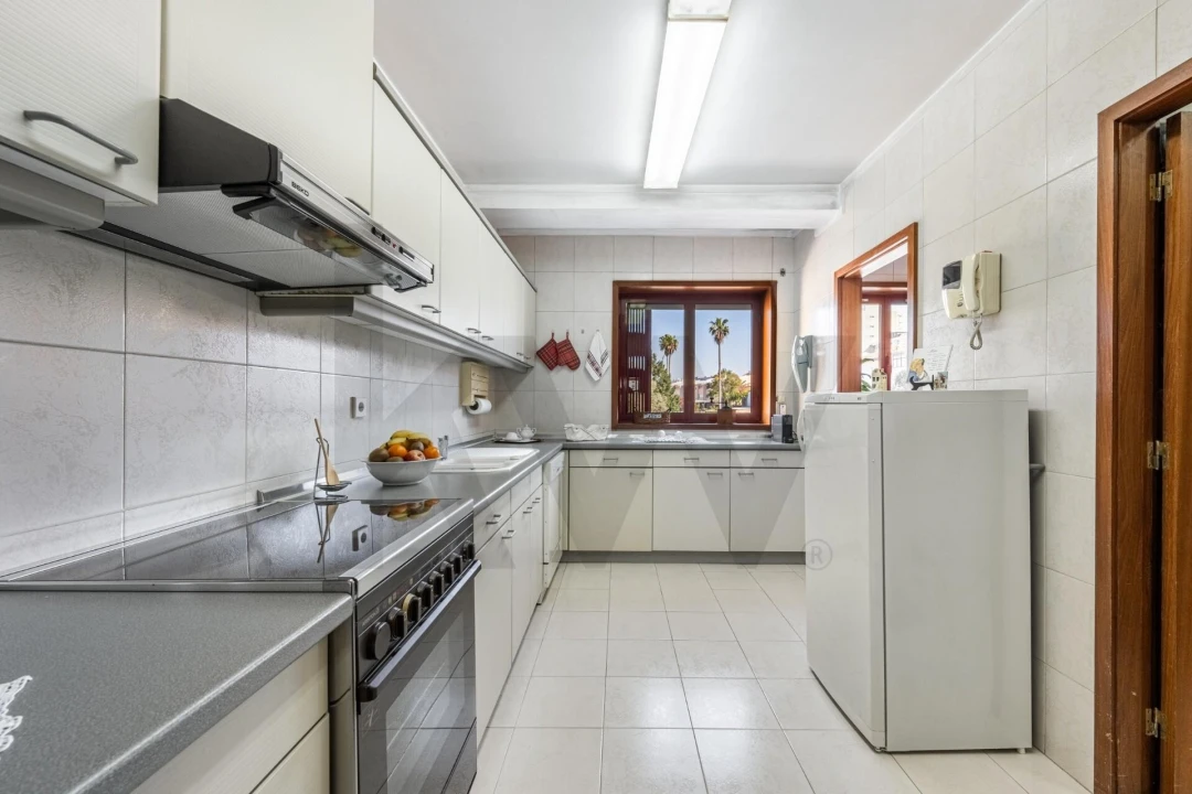 Apartamento T3 para Venda em Paranhos Foto 10