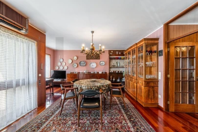 Apartamento T3 para Venda em Paranhos