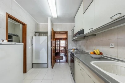 Apartamento T3 para Venda em Paranhos
