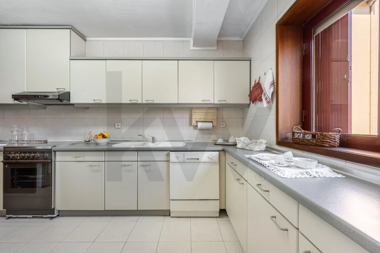 Apartamento T3 para Venda em Paranhos Foto 11