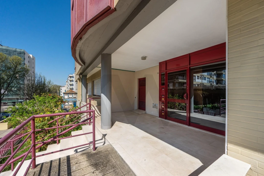 Apartamento T3 para Venda em Paranhos Foto 4