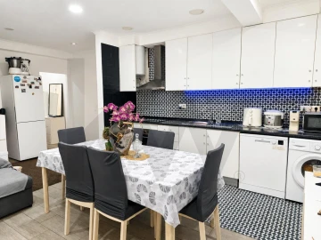 Apartamento T3 para Venda em Odivelas