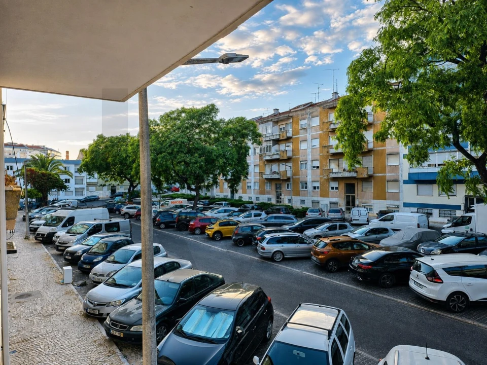 Apartamento T3 para Venda em Odivelas Foto 16