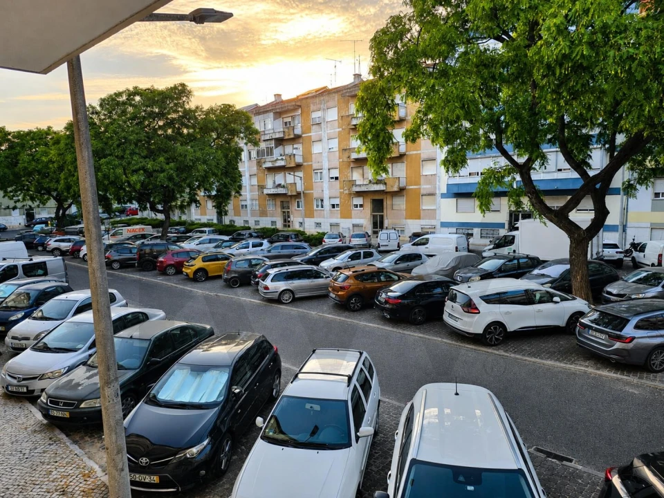 Apartamento T3 para Venda em Odivelas Foto 19