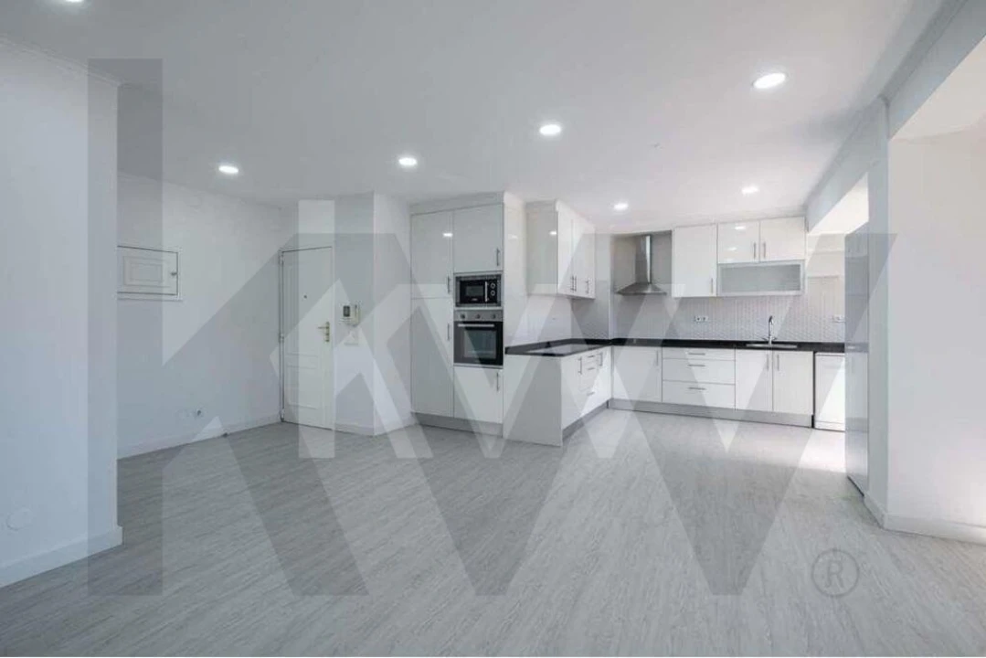 Apartamento T2 para Arrendamento em Oeiras e São Julião da Barra, Paço de Arcos e Caxias Foto 3